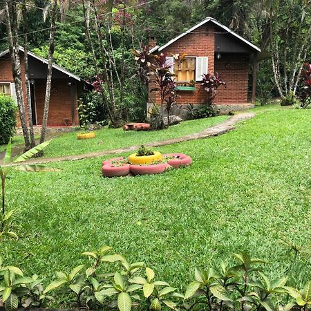 Pousada Quintal Das Pedras 佩尼多 外观 照片