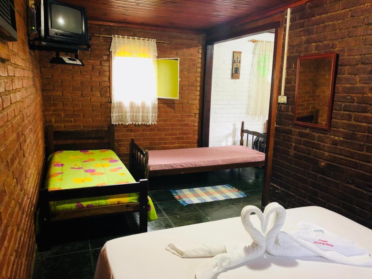 Pousada Quintal Das Pedras 佩尼多 外观 照片