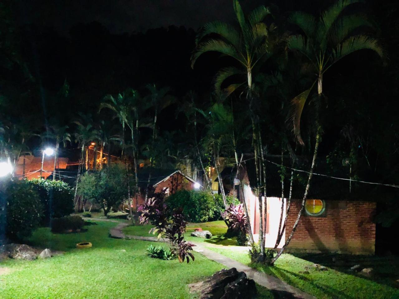 Pousada Quintal Das Pedras 佩尼多 外观 照片